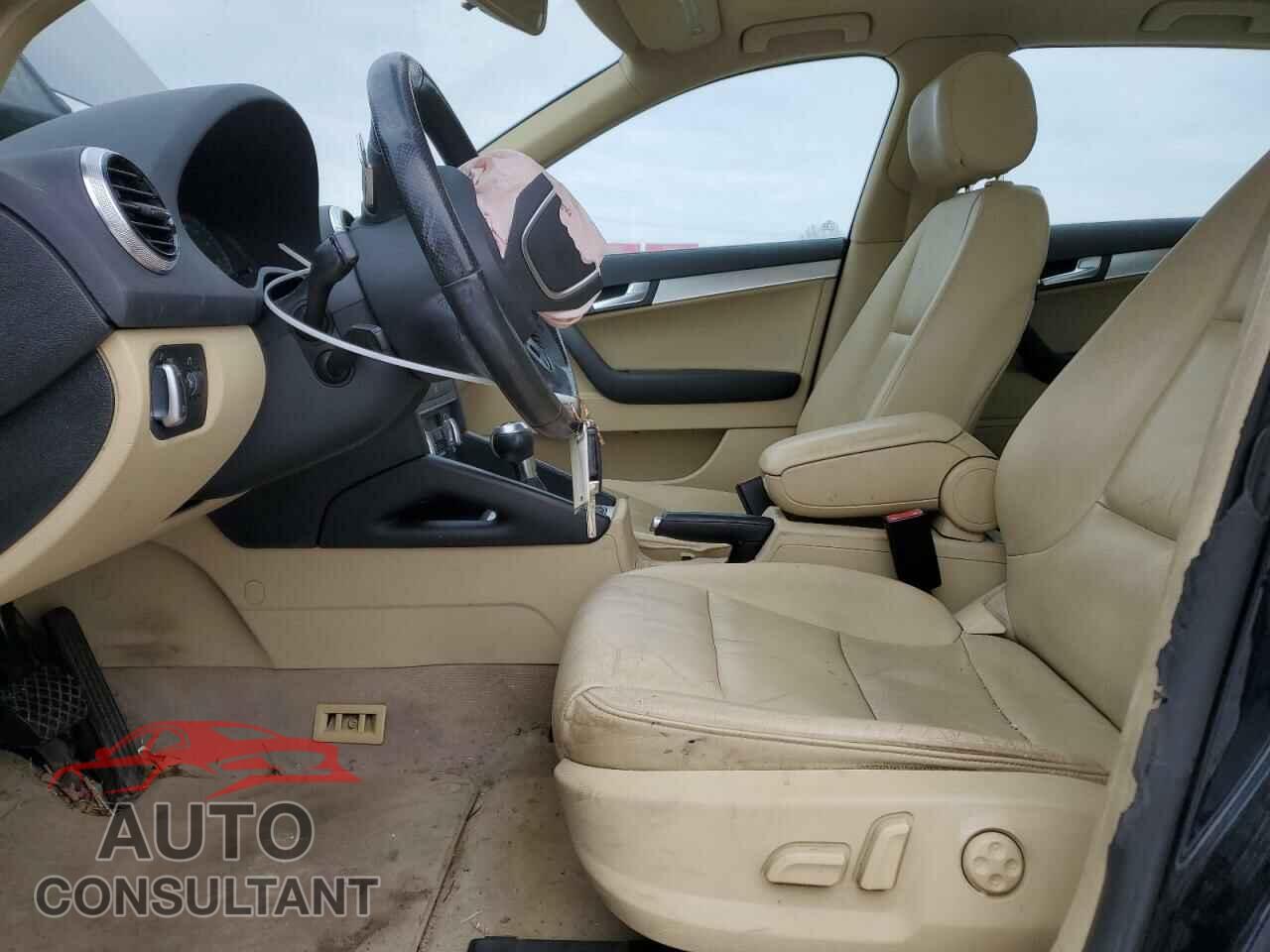 AUDI A3 2011 - WAUMFAFM7BA046662