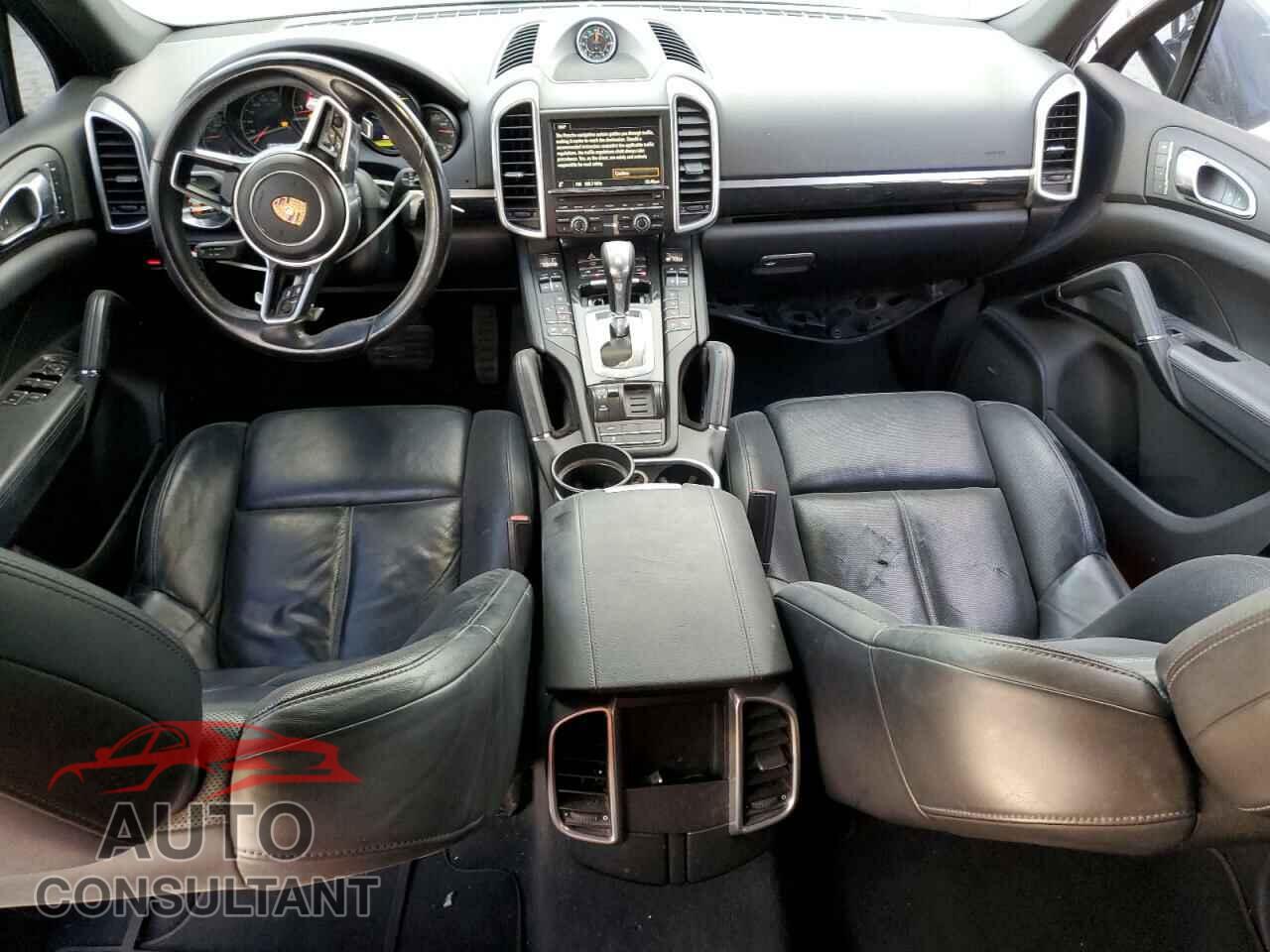 PORSCHE CAYENNE 2015 - WP1AF2A22FLA36017