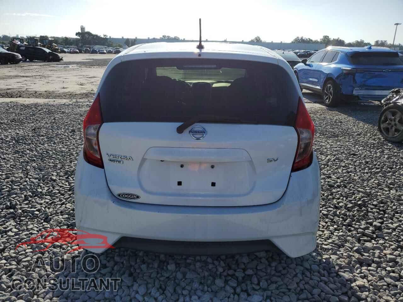 NISSAN VERSA 2017 - 3N1CE2CP0HL368005