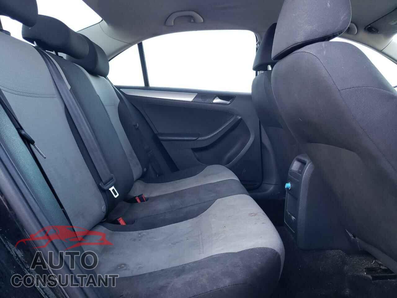 VOLKSWAGEN JETTA 2017 - 3VW2B7AJ9HM310298