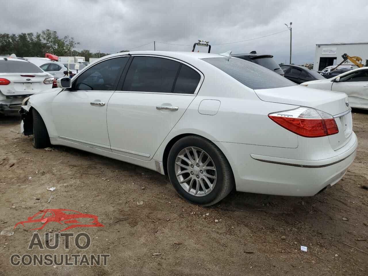 HYUNDAI GENESIS 2011 - KMHGC4DE4BU113251