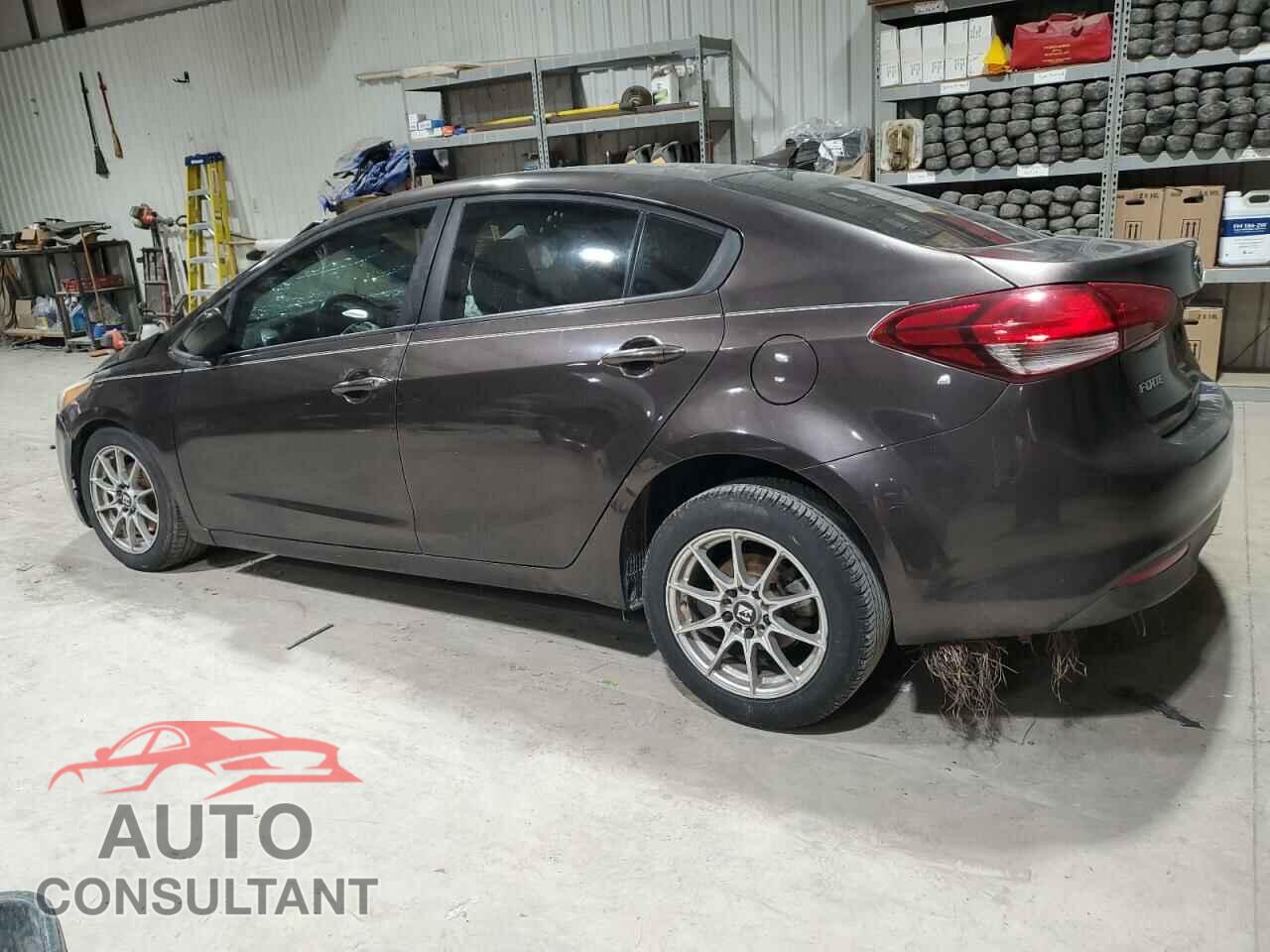 KIA FORTE 2018 - 3KPFL4A76JE181974
