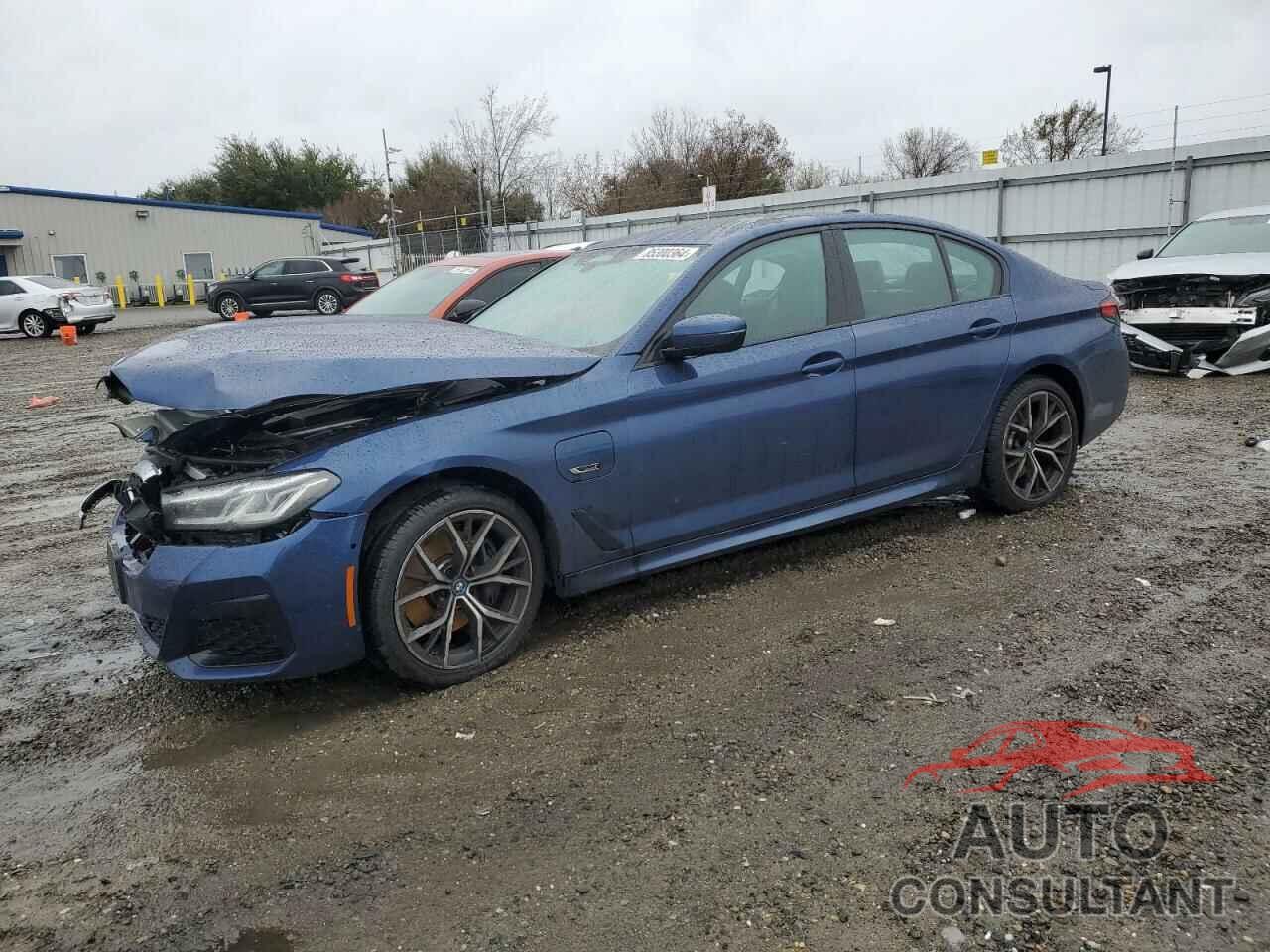 BMW 5 SERIES 2022 - WBA33AG08NCJ22348