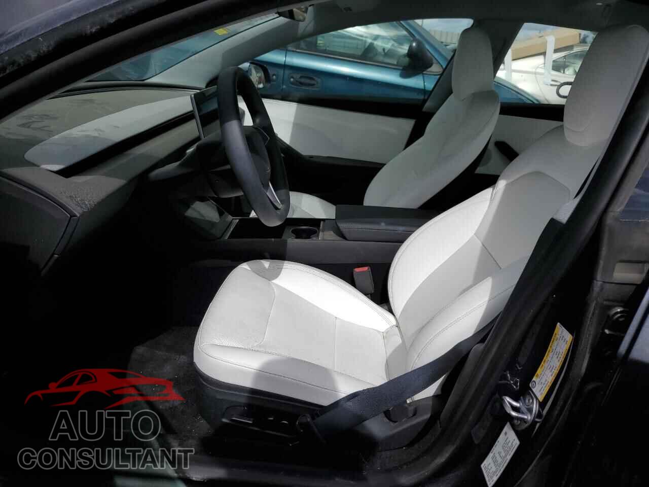 TESLA MODEL 3 2025 - 5YJ3E1EA6SF933914