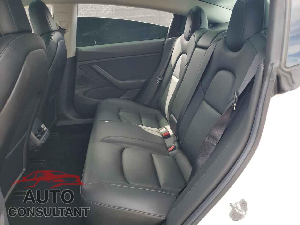 TESLA MODEL 3 2019 - 5YJ3E1EA1KF331664
