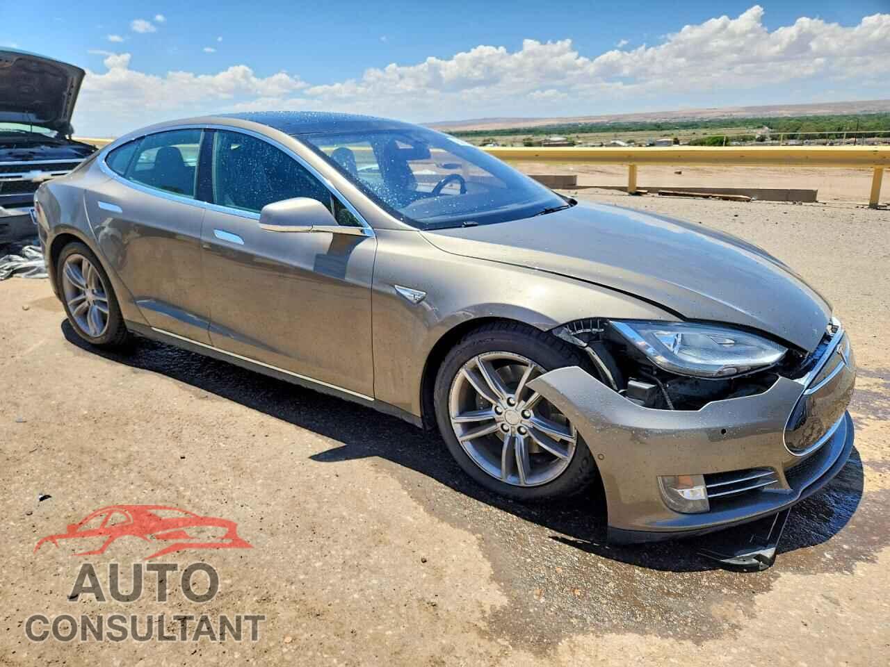 TESLA MODEL S 2015 - 5YJSA1S28FF091930