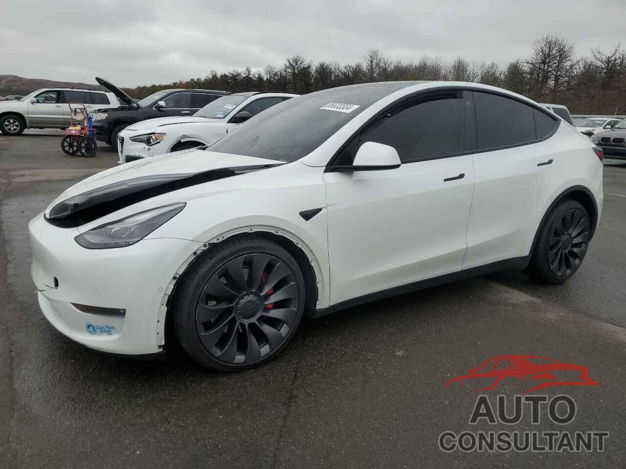TESLA MODEL Y 2021 - 5YJYGDEF1MF246582