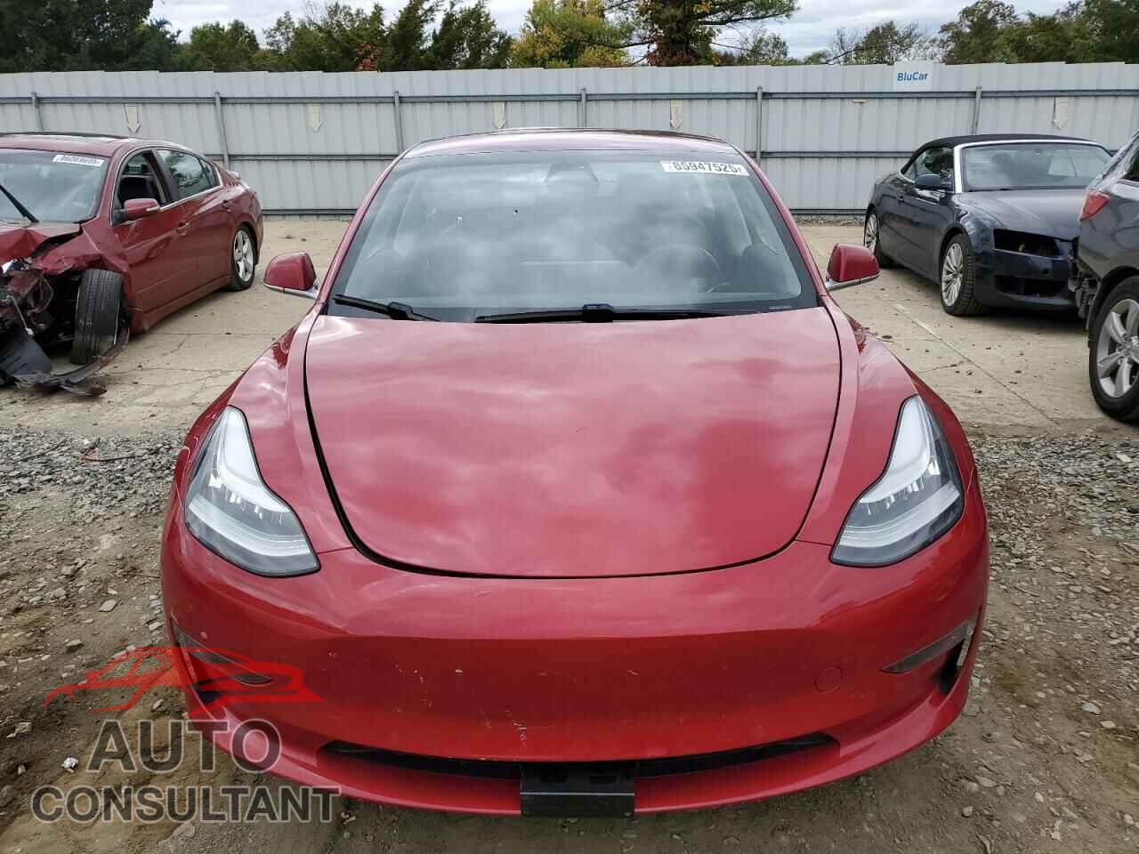 TESLA MODEL 3 2018 - 5YJ3E1EA8JF014401
