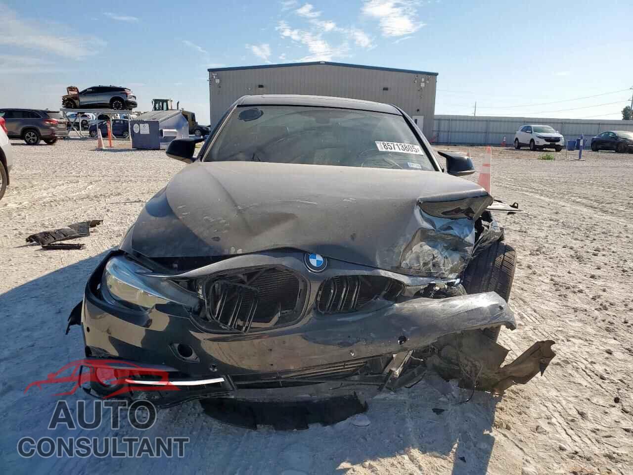 BMW 3 SERIES 2016 - WBA8E3G52GNU02782