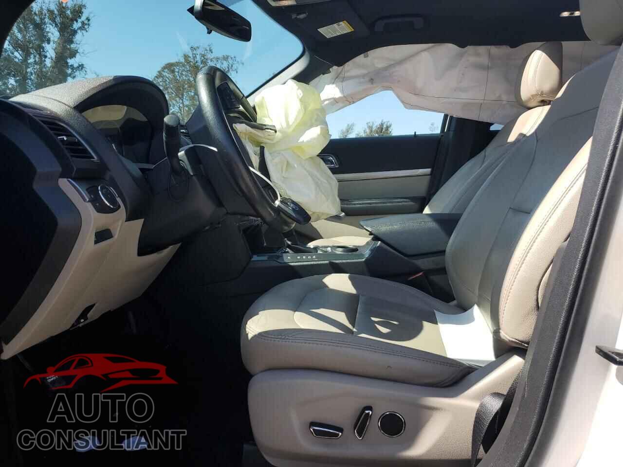 FORD EXPLORER 2018 - 1FM5K7D81JGB09872