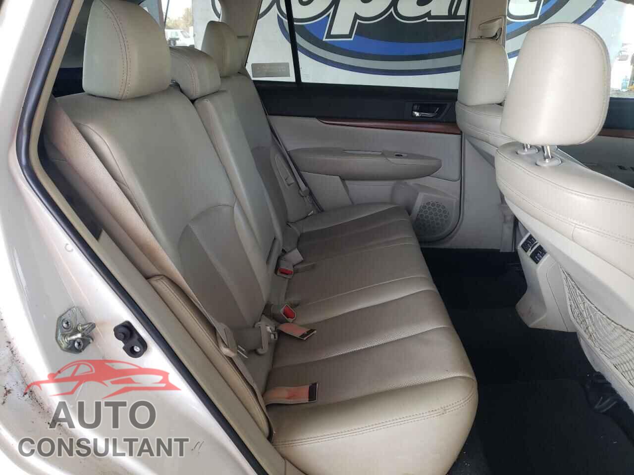 SUBARU OUTBACK 2014 - 4S4BRBLC1E3269349