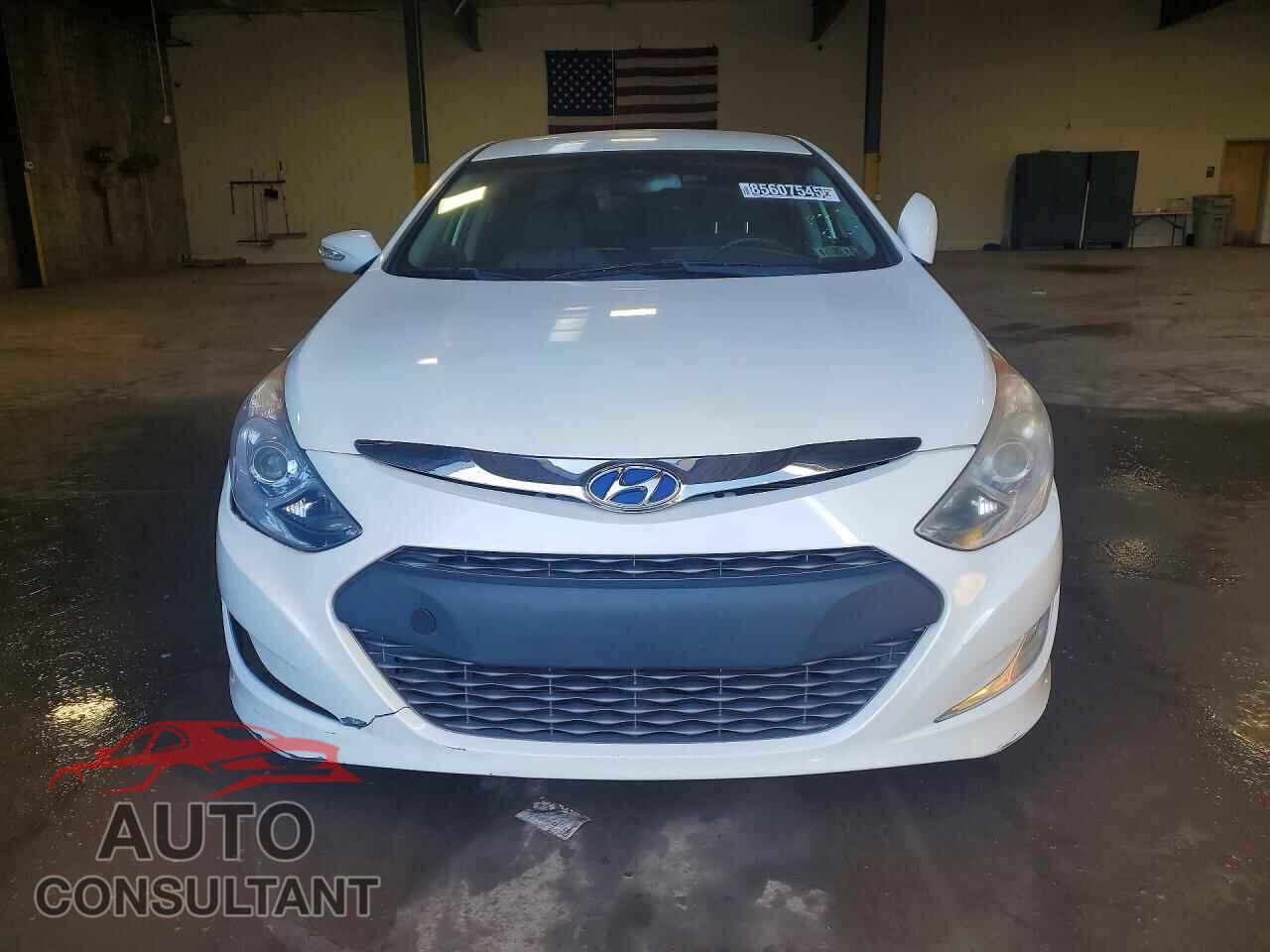 HYUNDAI SONATA 2014 - KMHEC4A47EA115374