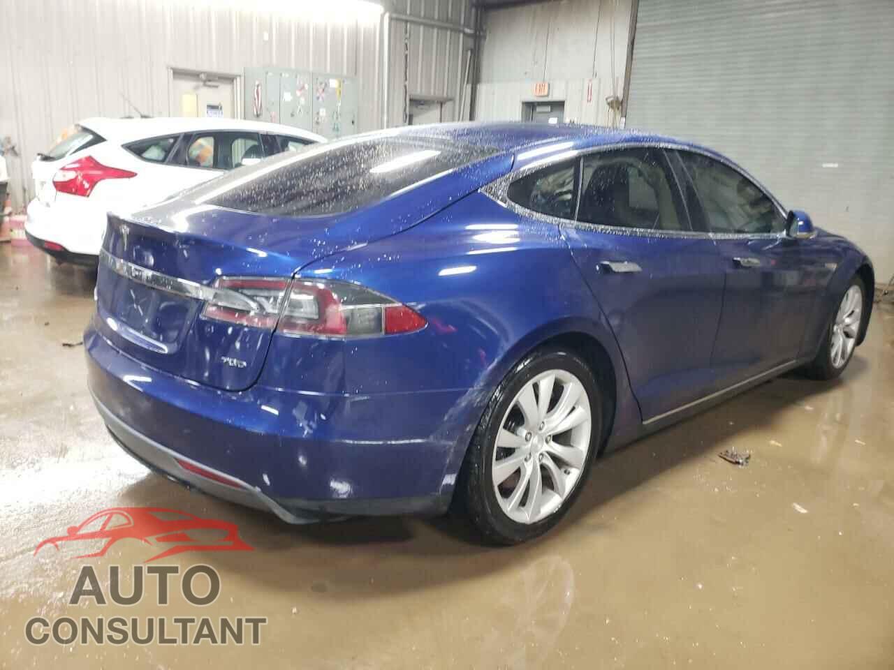 TESLA MODEL S 2015 - 5YJSA1S24FF088555