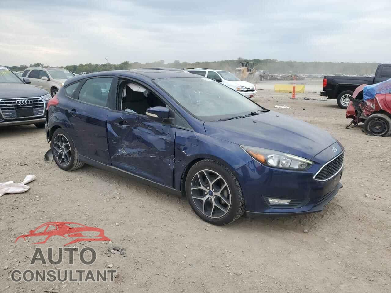 FORD FOCUS 2017 - 1FADP3M29HL346557