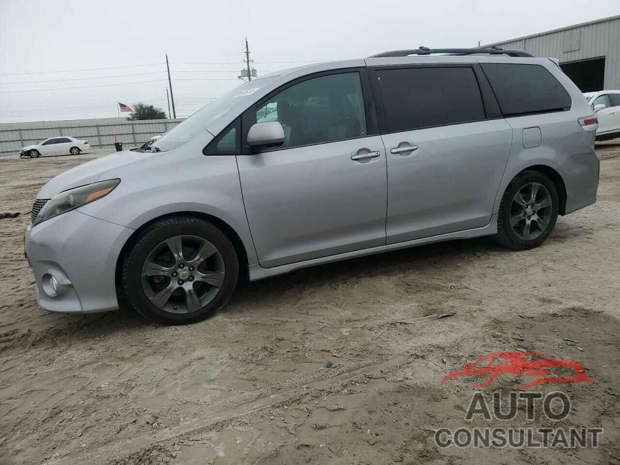 TOYOTA SIENNA 2015 - 5TDXK3DC8FS664194