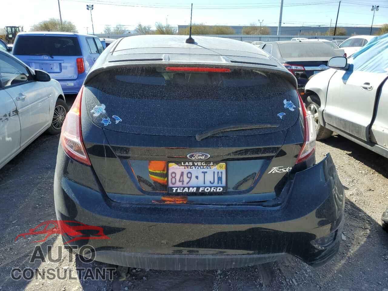 FORD FIESTA 2018 - 3FADP4EJ5JM141043