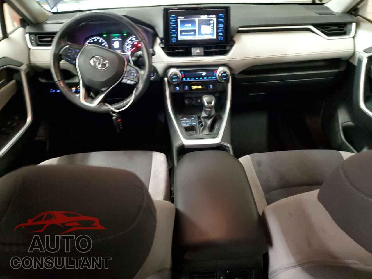 TOYOTA RAV4 2019 - JTMP1RFV2KD513698