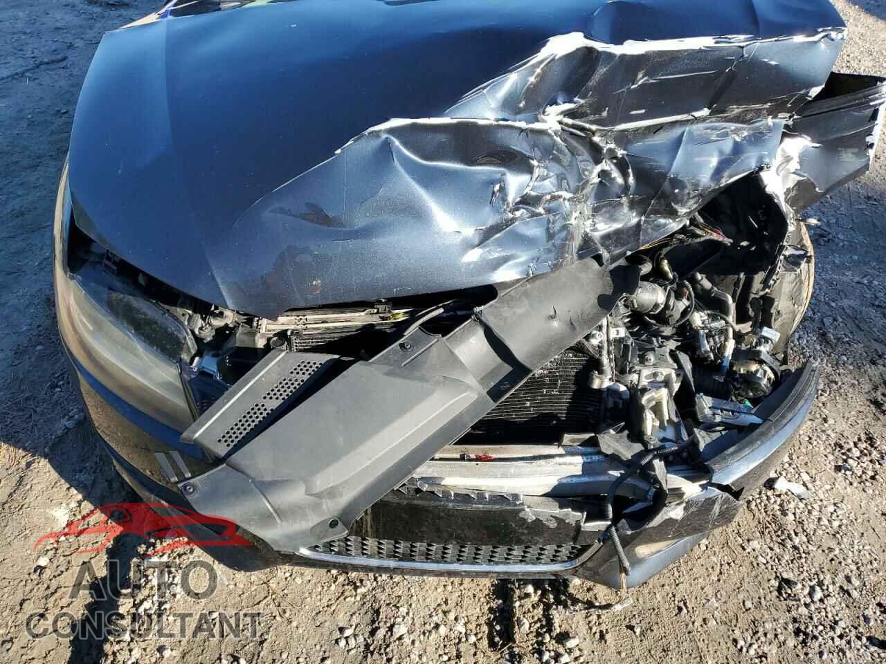 AUDI A5 2012 - WAULFAFR4CA014485