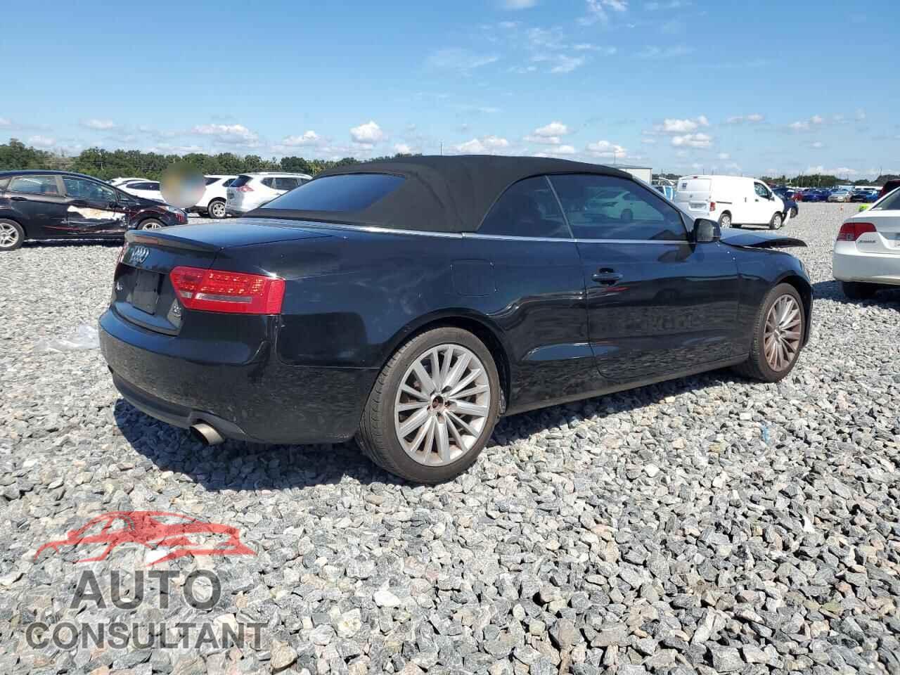 AUDI A5 2011 - WAULFAFH7BN003639