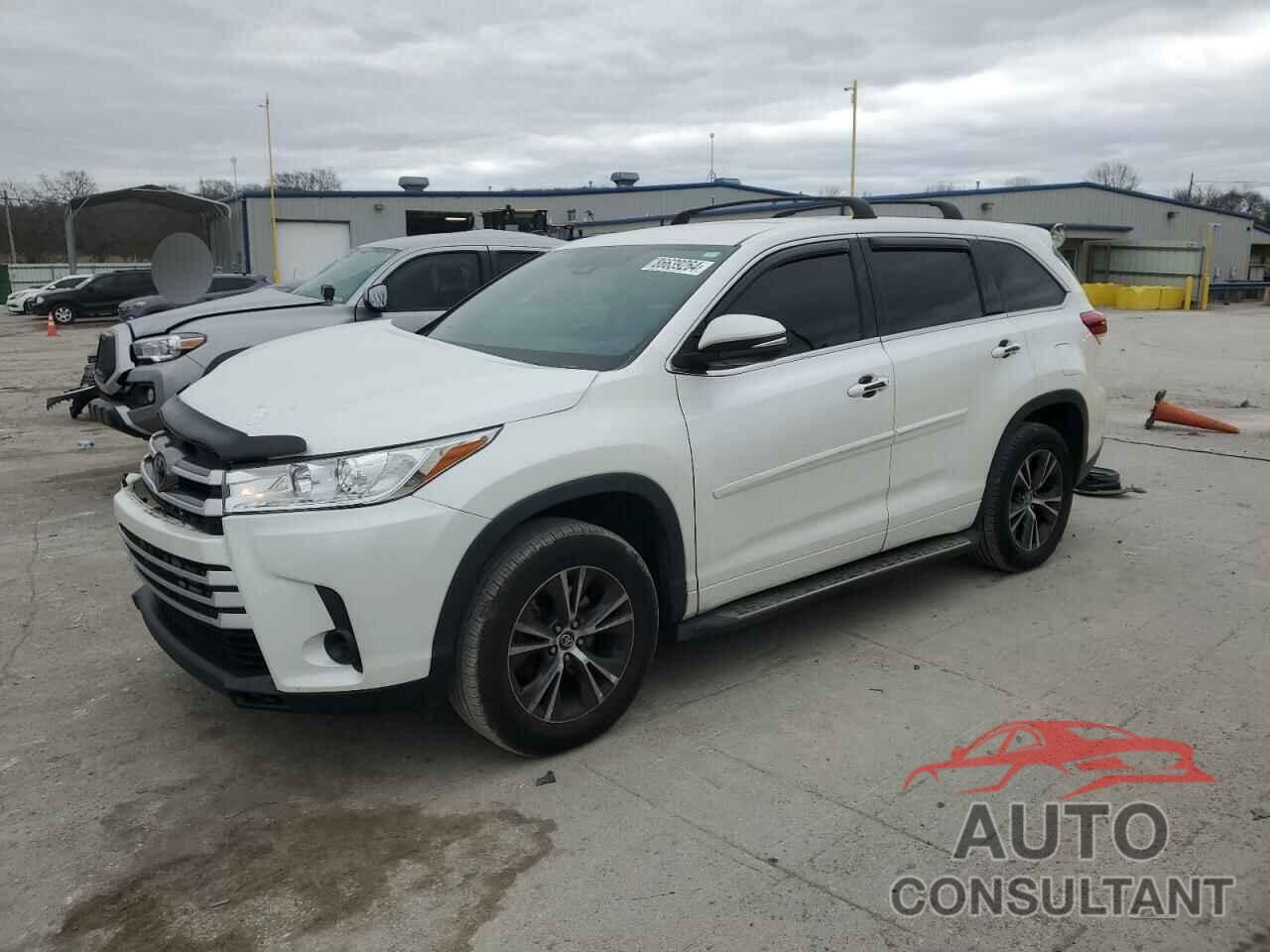 TOYOTA HIGHLANDER 2018 - 5TDZARFHXJS034418