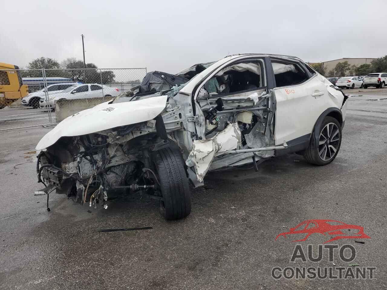 NISSAN ROGUE 2017 - JN1BJ1CRXHW129042
