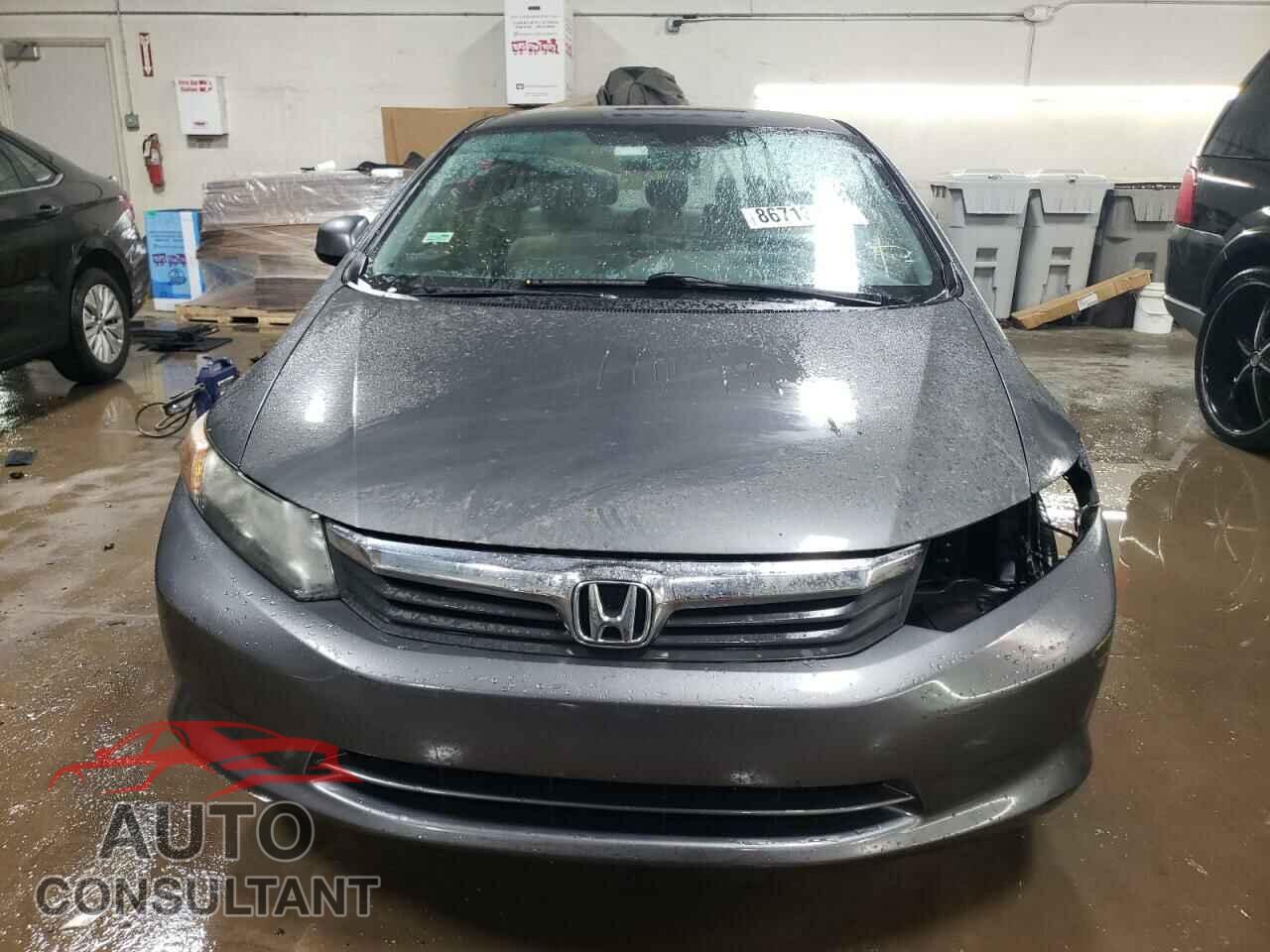 HONDA CIVIC 2012 - 2HGFB2F57CH563793