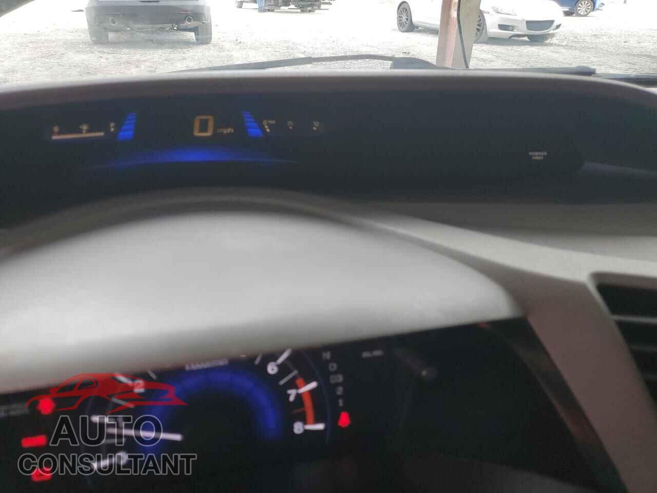 HONDA CIVIC 2012 - 2HGFB2F55CH611615