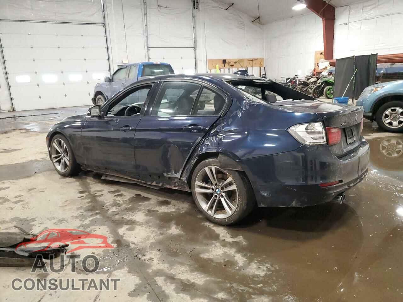 BMW 3 SERIES 2013 - WBA3B3C54DJ976750