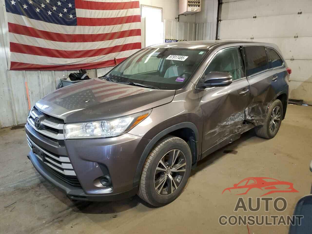 TOYOTA HIGHLANDER 2019 - 5TDBZRFH5KS719552