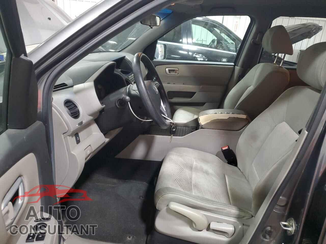 HONDA PILOT 2012 - 5FNYF4H24CB014567