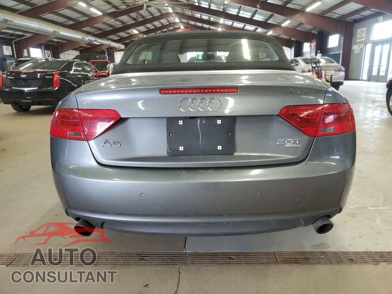 AUDI A5 2013 - WAULFAFH1DN000710