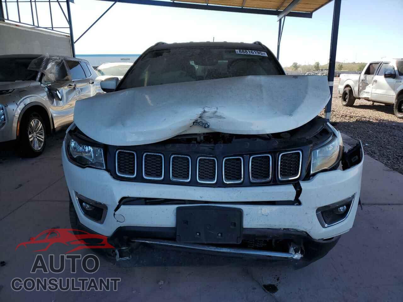 JEEP COMPASS 2019 - 3C4NJDCB8KT596178