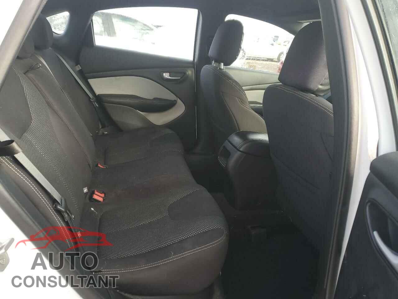 DODGE DART 2015 - 1C3CDFBB8FD128088