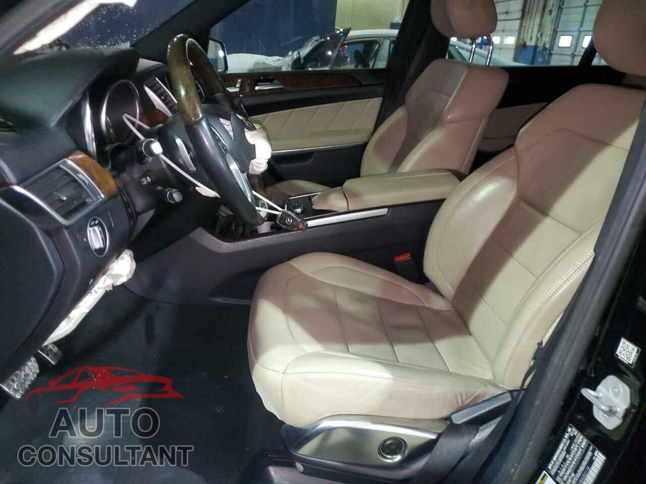 MERCEDES-BENZ GL-CLASS 2014 - 4JGDF2EE9EA353110