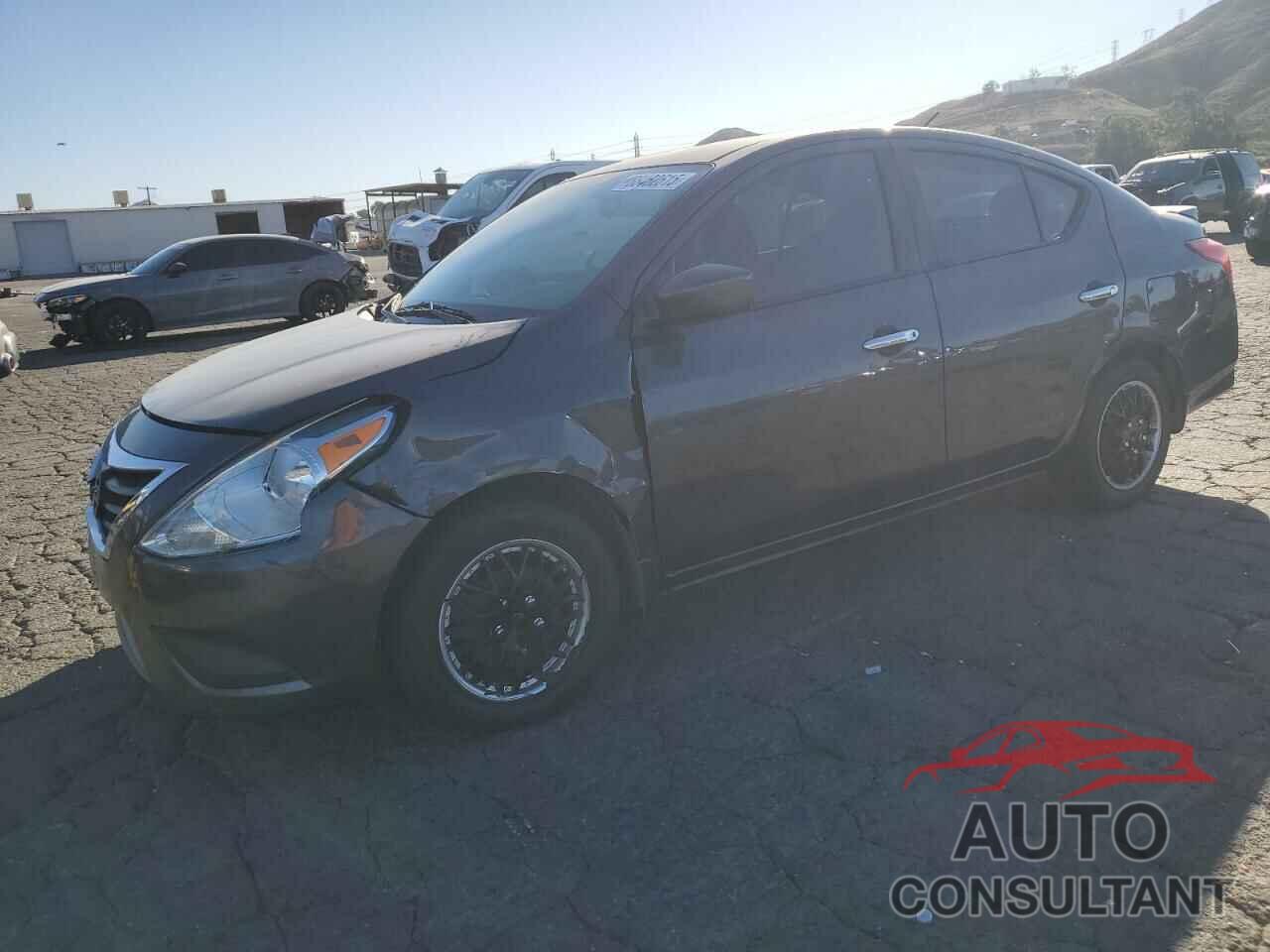 NISSAN VERSA 2015 - 3N1CN7AP6FL801663