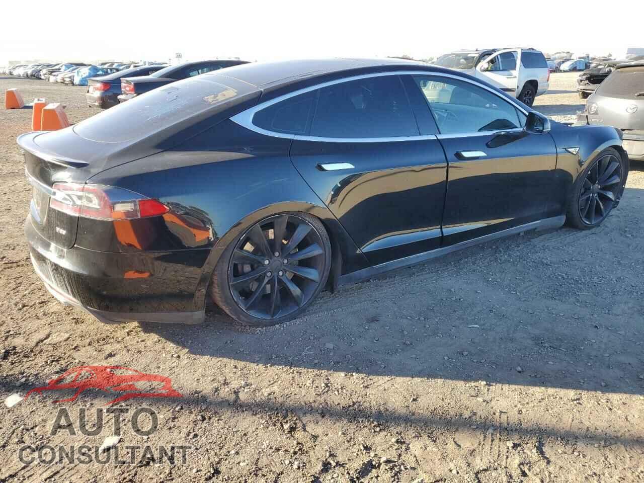 TESLA MODEL S 2013 - 5YJSA1DP9DFP13733