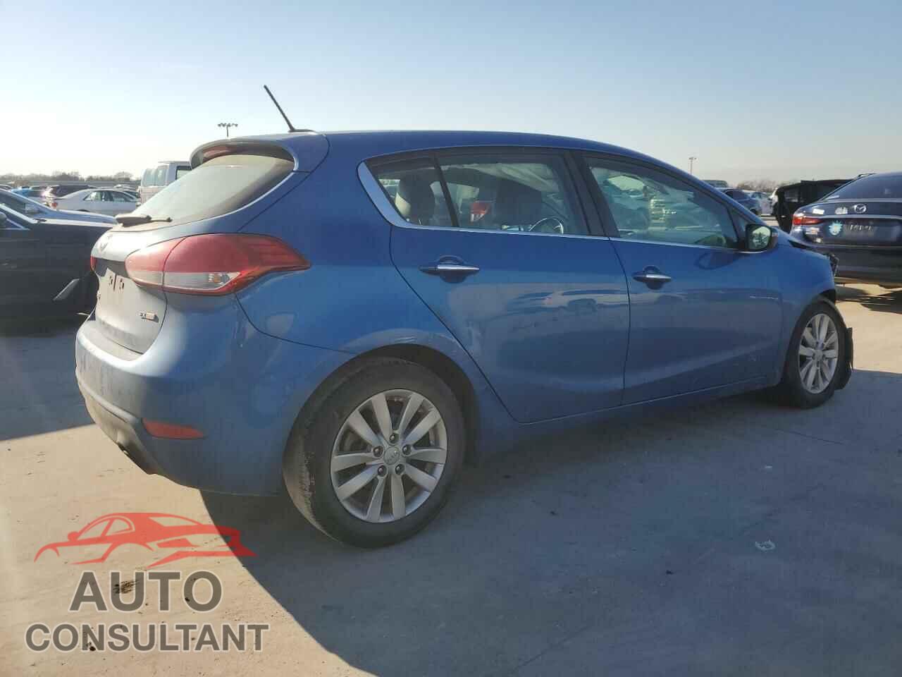 KIA FORTE 2015 - KNAFX5A85F5349140
