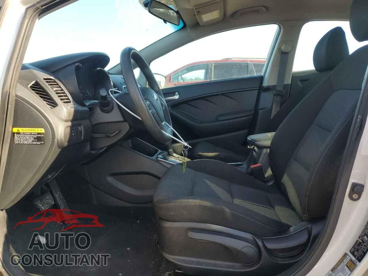KIA FORTE 2017 - 3KPFK4A70HE085609