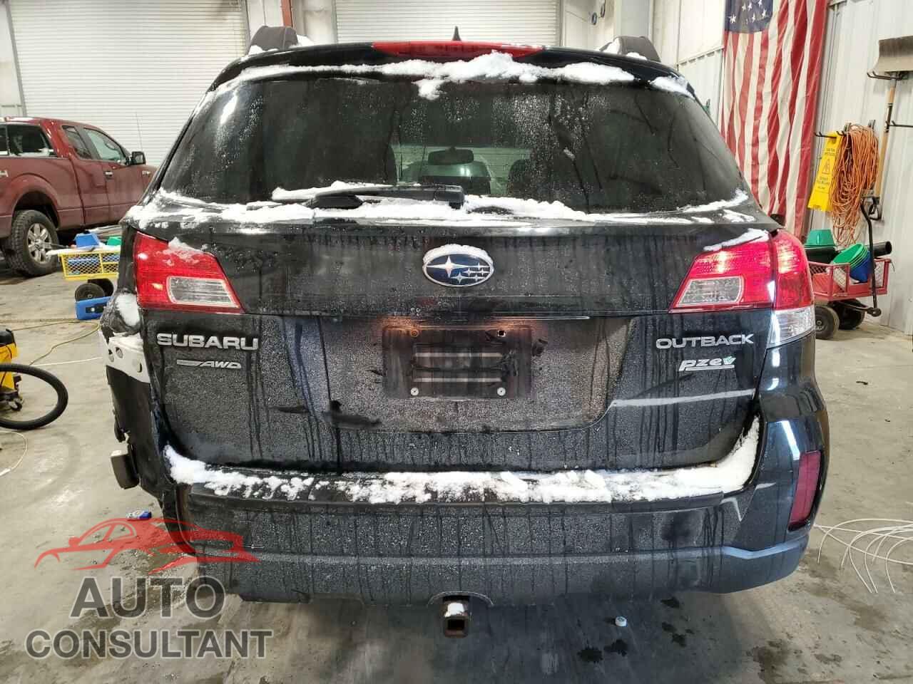 SUBARU OUTBACK 2013 - 4S4BRCSC8D3247032