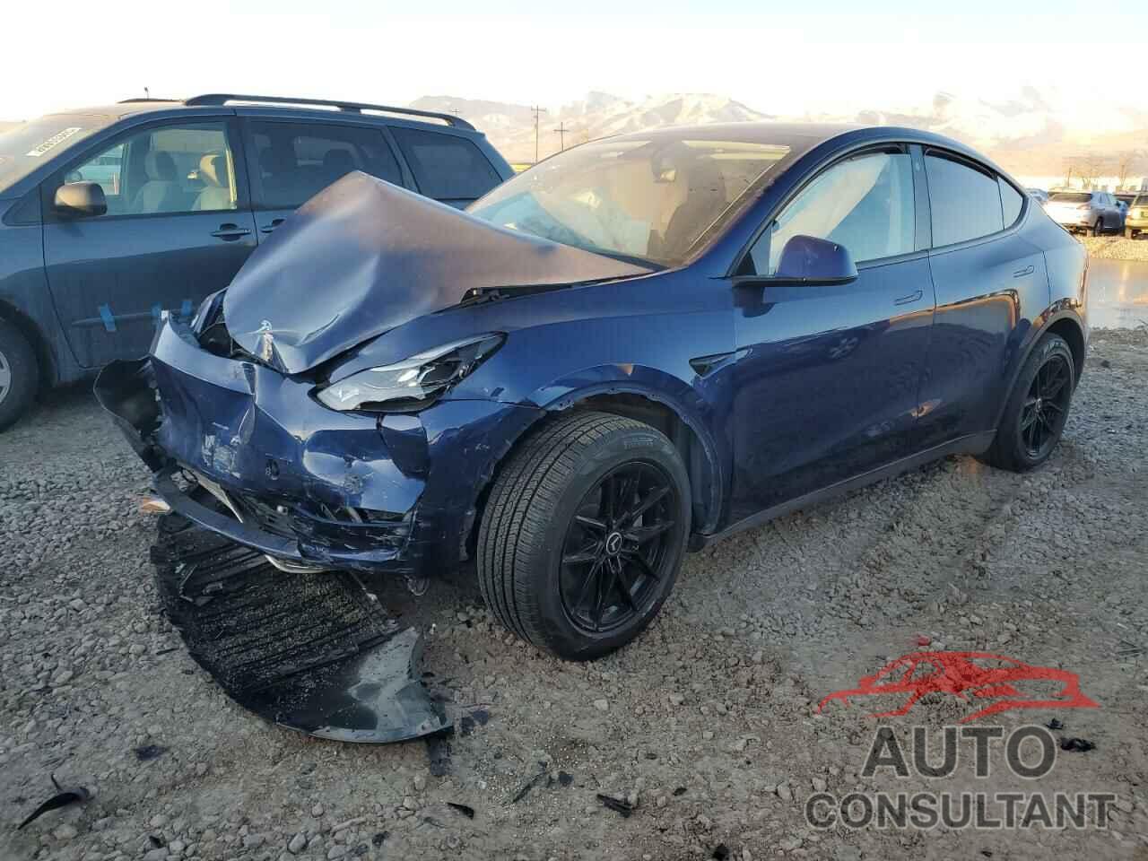 TESLA MODEL Y 2023 - 7SAYGAEE0PF627921