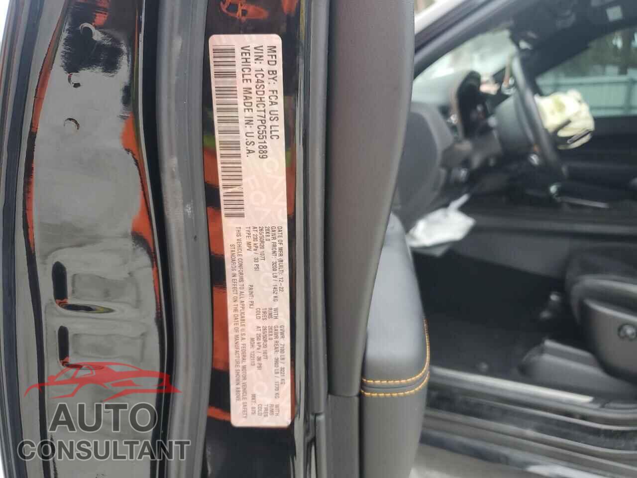 DODGE DURANGO 2023 - 1C4SDHCT7PC551889