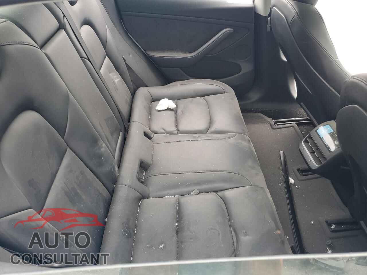 TESLA MODEL 3 2023 - 5YJ3E1EA1PF458289