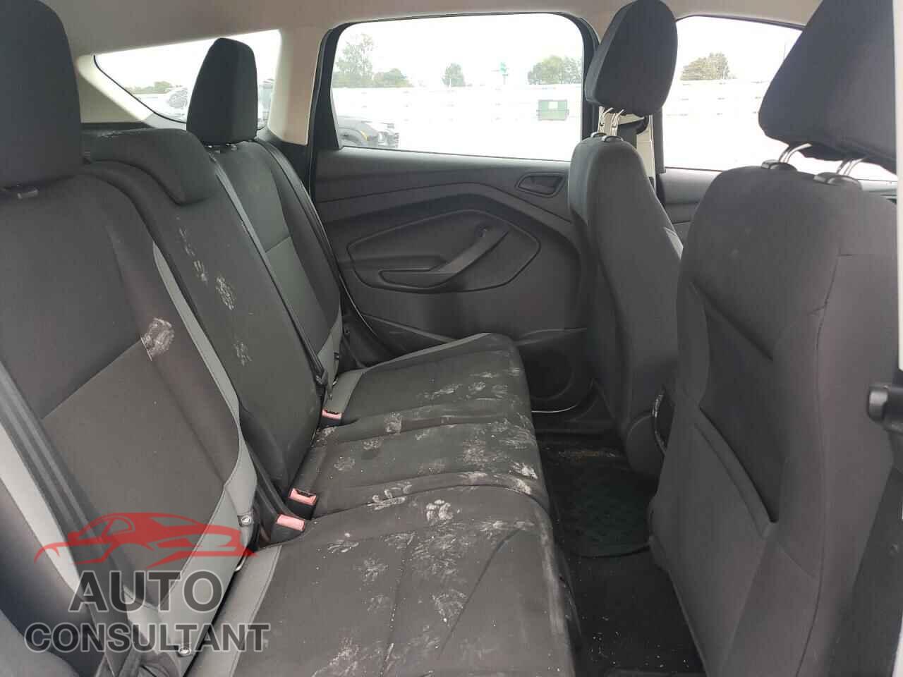 FORD ESCAPE 2015 - 1FMCU0F77FUB68012