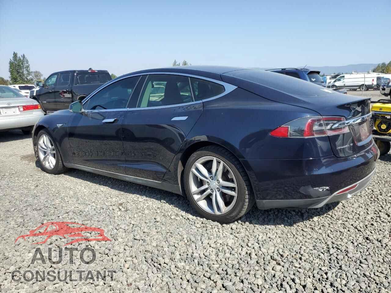 TESLA MODEL S 2013 - 5YJSA1CN9DFP23159