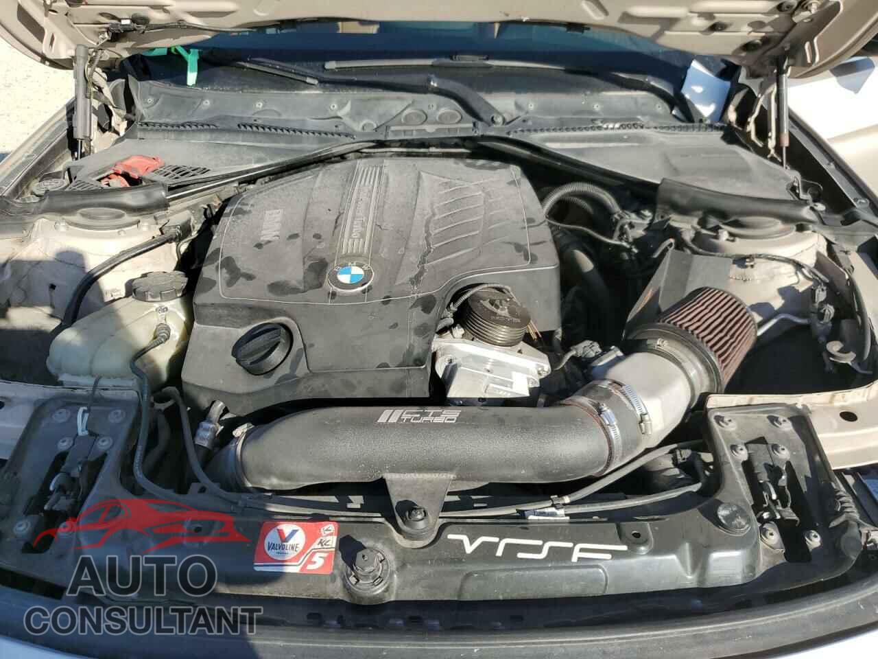 BMW 3 SERIES 2013 - WBA3B9C5XDF587732