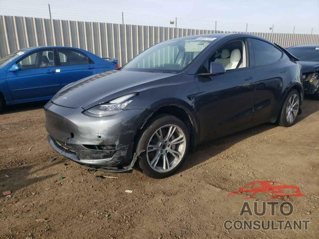 TESLA MODEL Y 2021 - 5YJYGDEE4MF269829