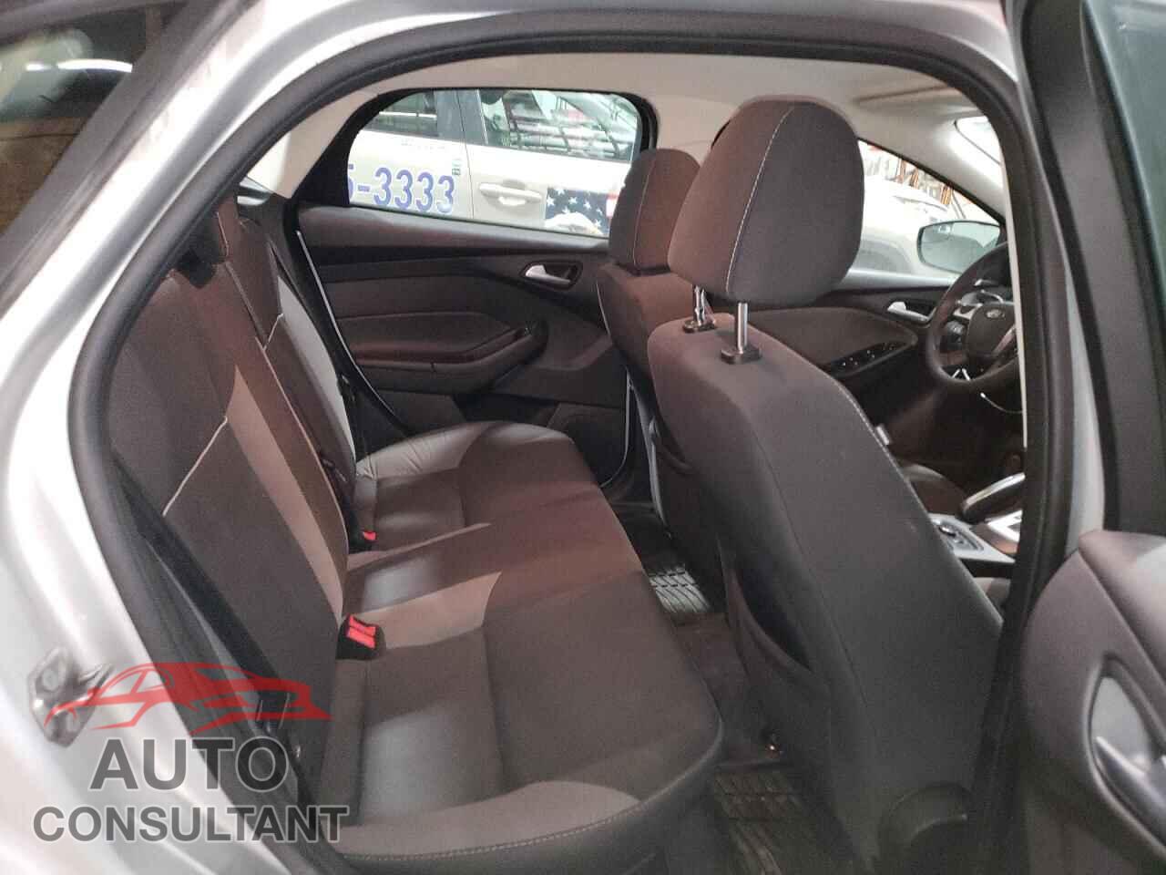FORD FOCUS 2013 - 1FADP3F25DL245569