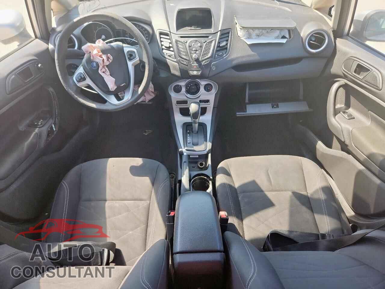 FORD FIESTA 2017 - 3FADP4EJ2HM115848