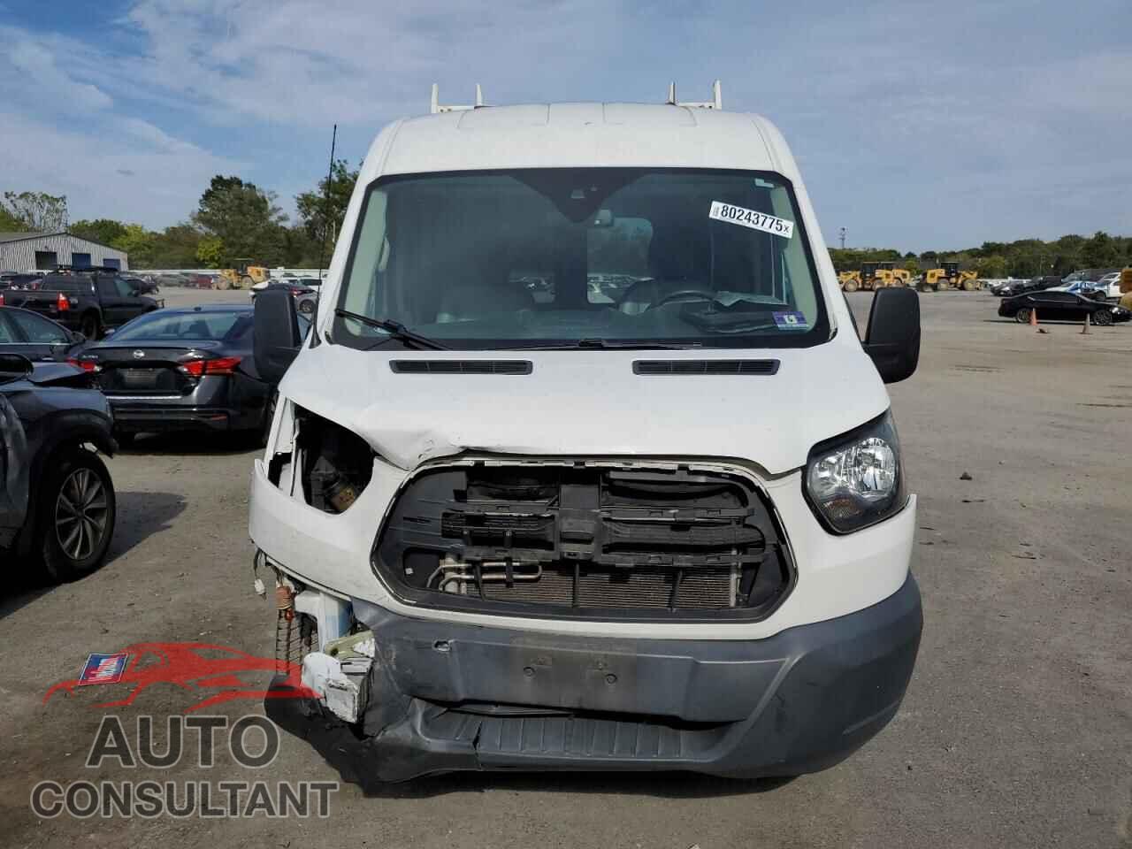 FORD TRANSIT 2018 - 1FTYR2CM5JKA94207