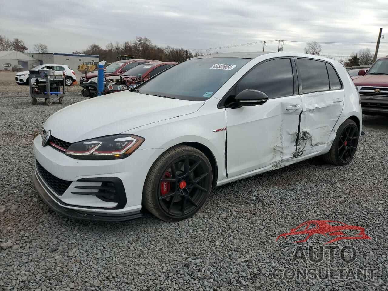 VOLKSWAGEN GTI 2019 - 3VW5T7AU7KM037597